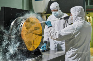 Engineers_Clean_JWST_Secondary_Reflector_with_Carbon_Dioxide_Snow.jpg